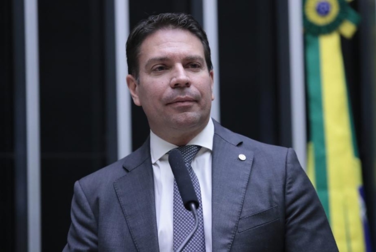 Primeira Turma do STF tem unanimidade para manter parte de ação contra Ramagem