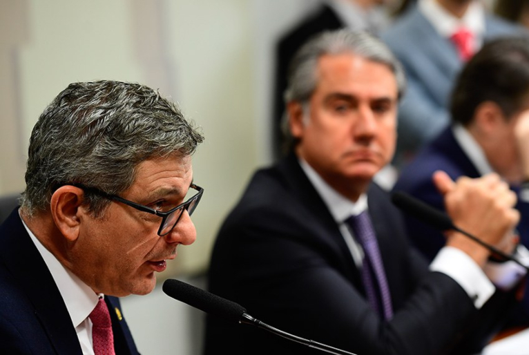 Congresso aprova MP que estende crédito consignado a trabalhadores de aplicativo