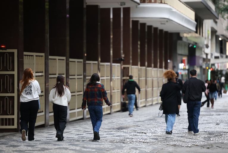 Cidade de SP registra tarde mais fria do ano nesta quarta-feira (2)